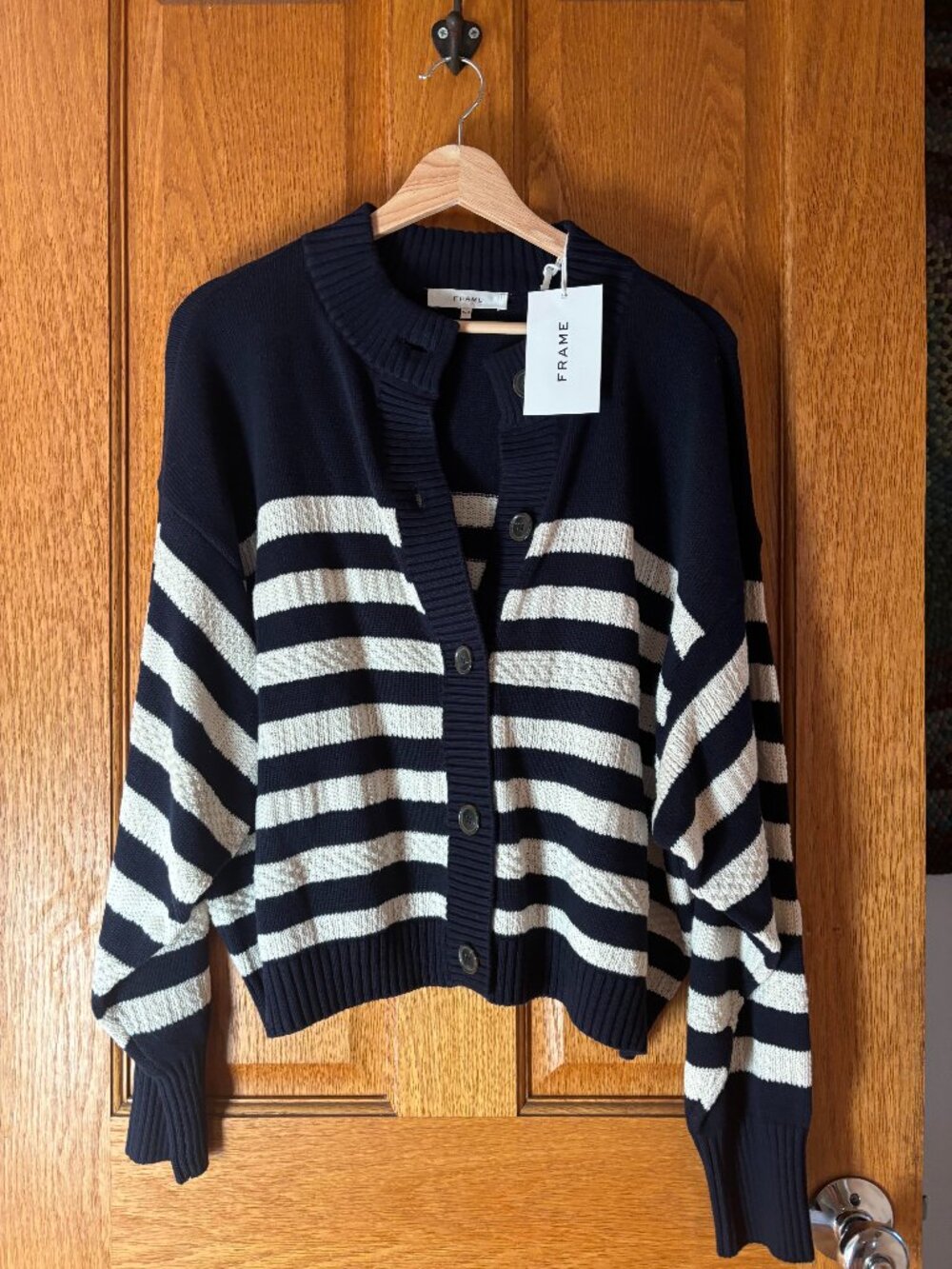 Beautiful NWT Frame striped  NAVY AND WHITE cardigan M 100% Cotton